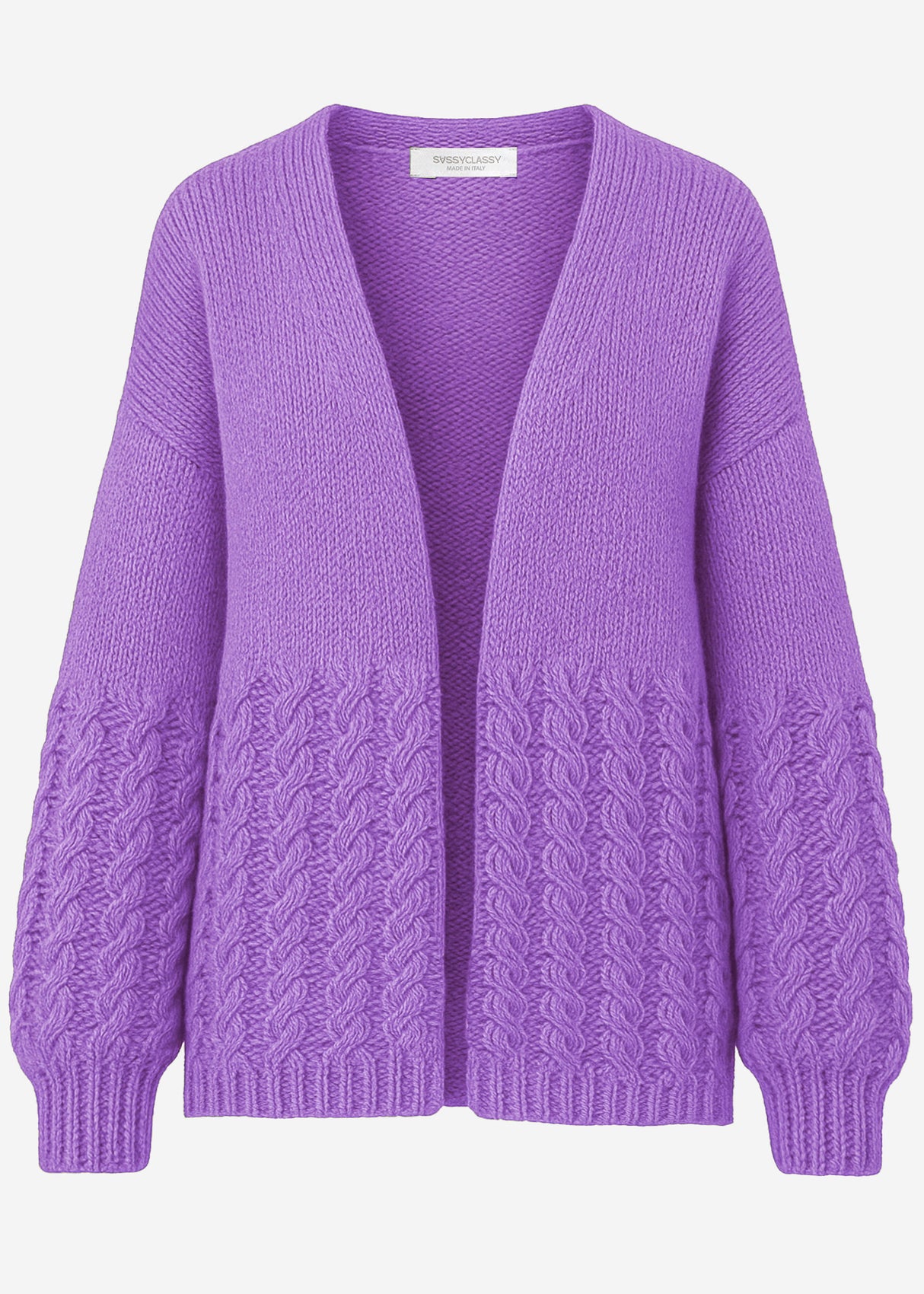 Knitted cardigan with cable pattern - purple