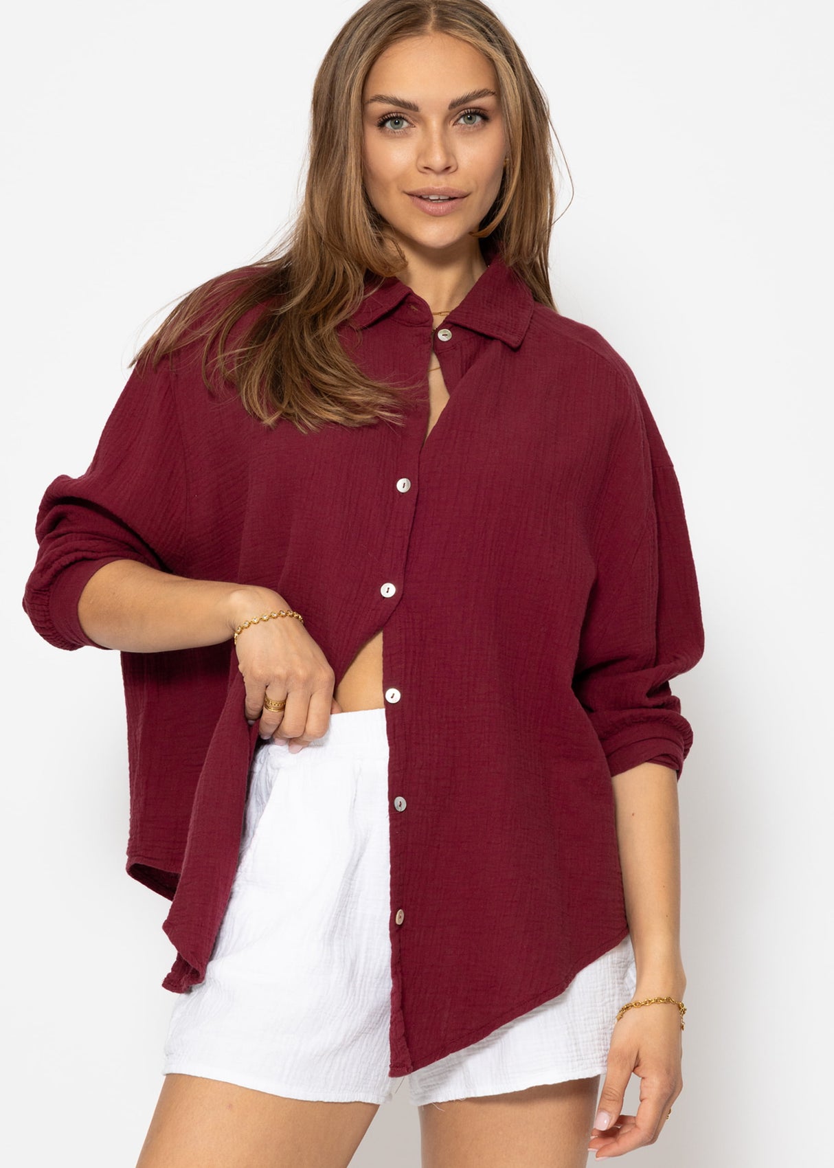 Muslin blouse oversize, short, dark red