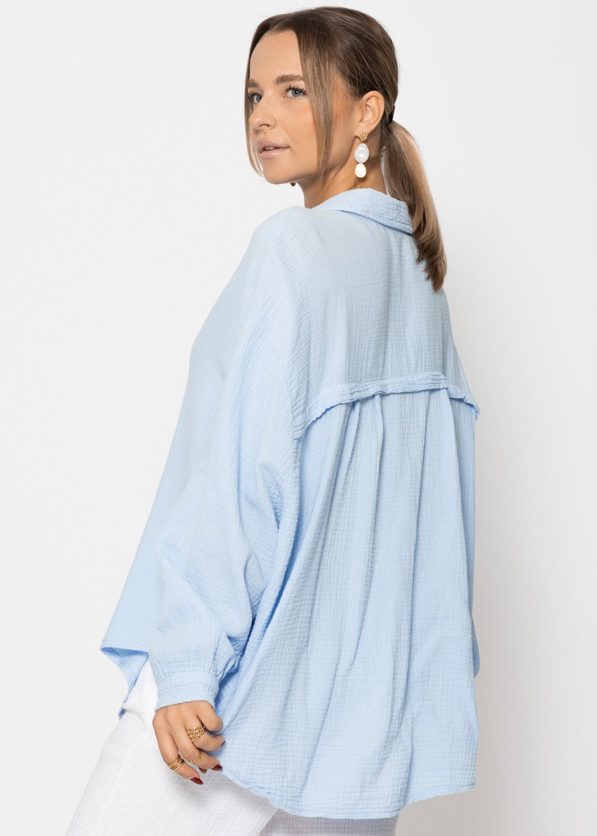 Musselin Bluse oversize, kurz, hellblau