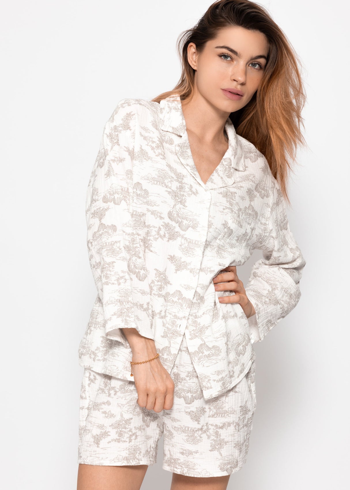 Muslin pajama blouse with print - white-taupe