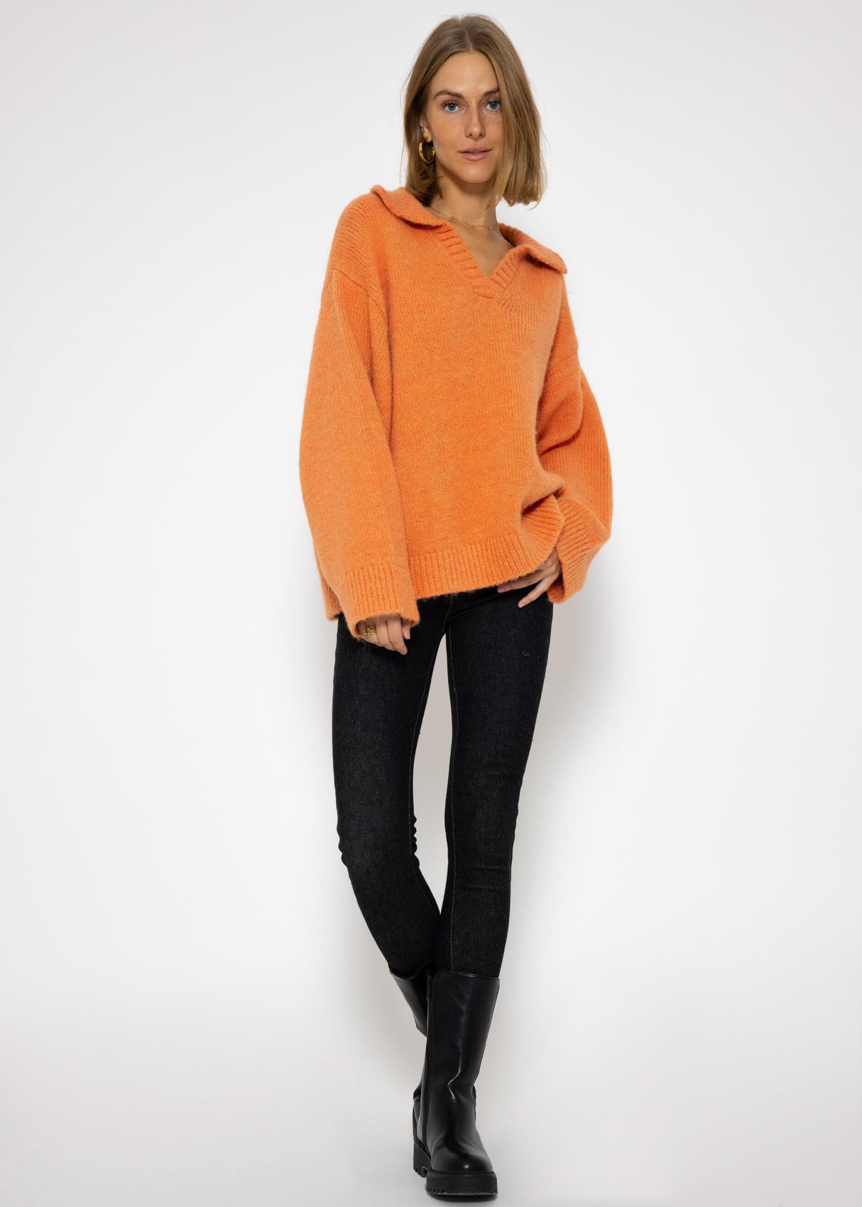 Oversized collared sweater - apricot