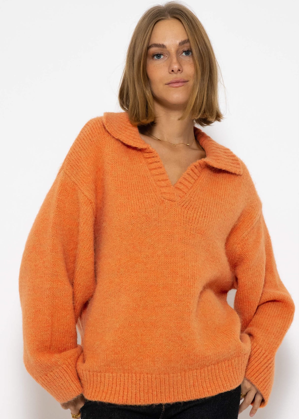 Oversized collared sweater - apricot