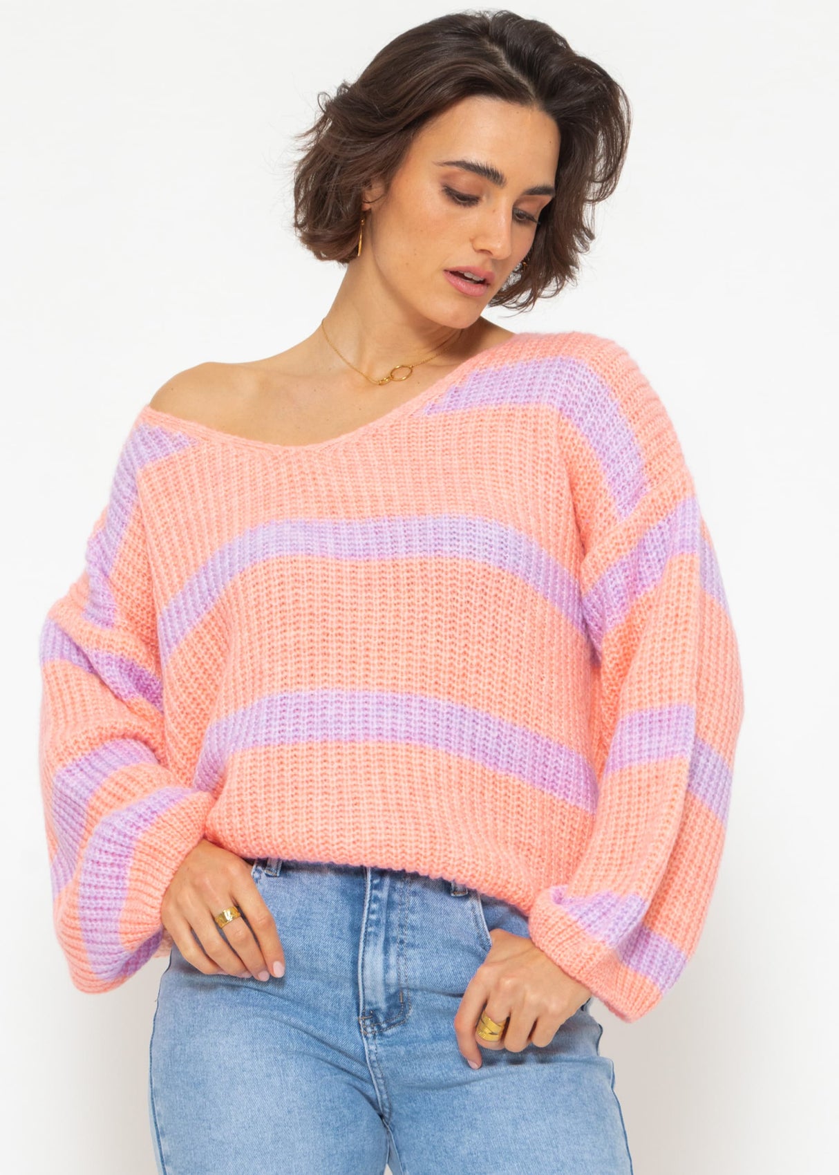 Pullover mit Streifen und V-Ausschnitt - peach-flieder