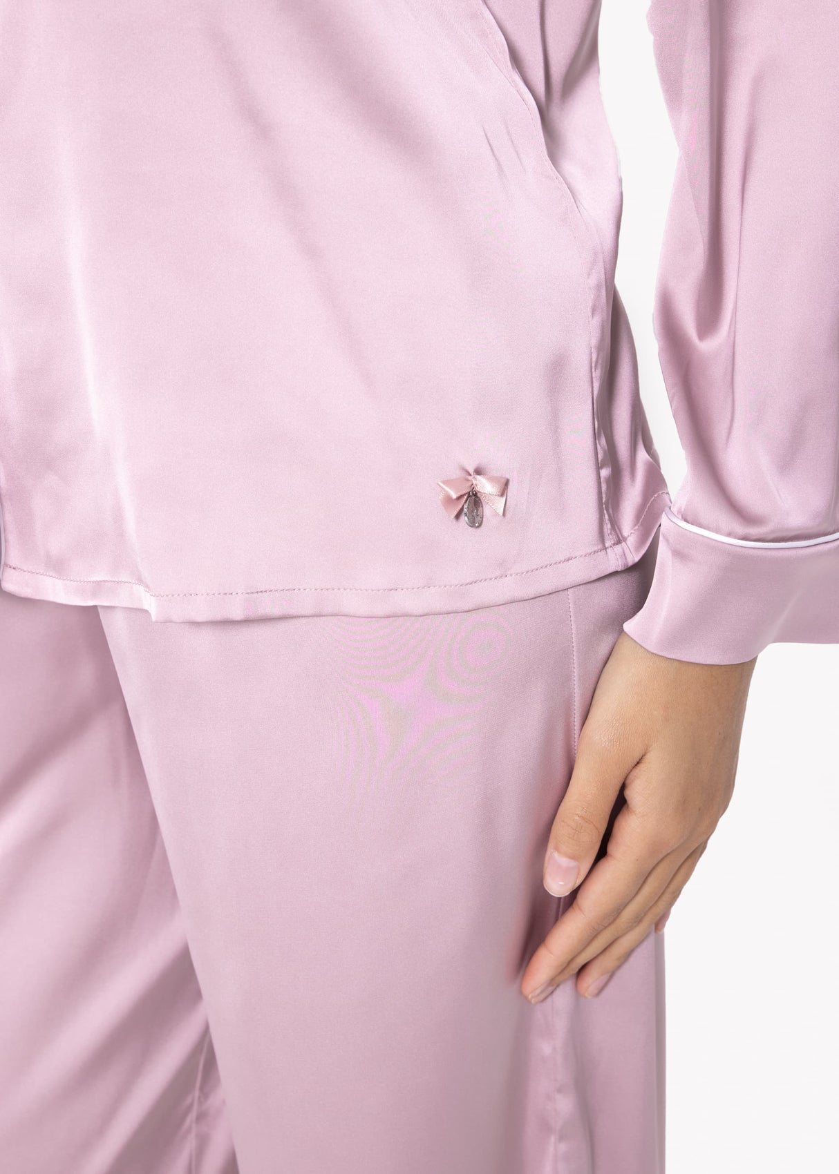 Satin pajama blouse with piping - pink