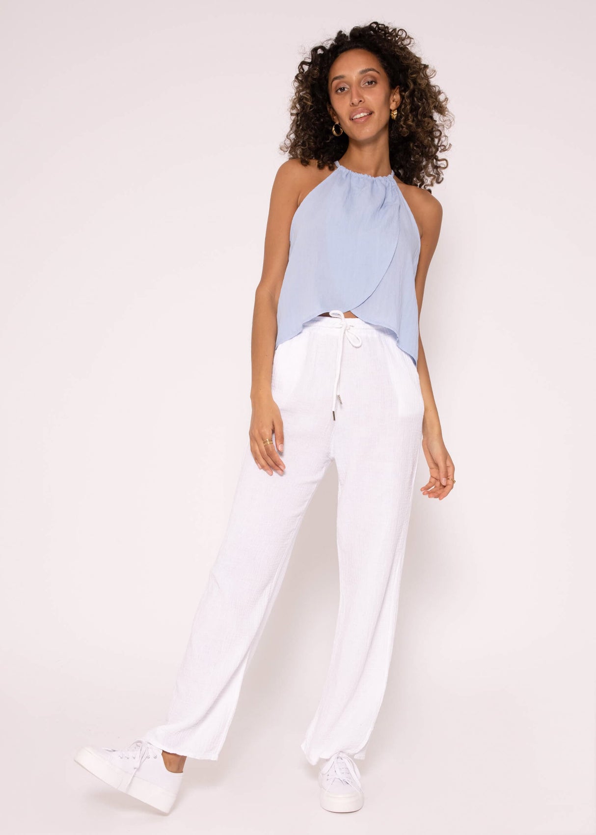 Shimmering, off-the-shoulder viscose top, light blue