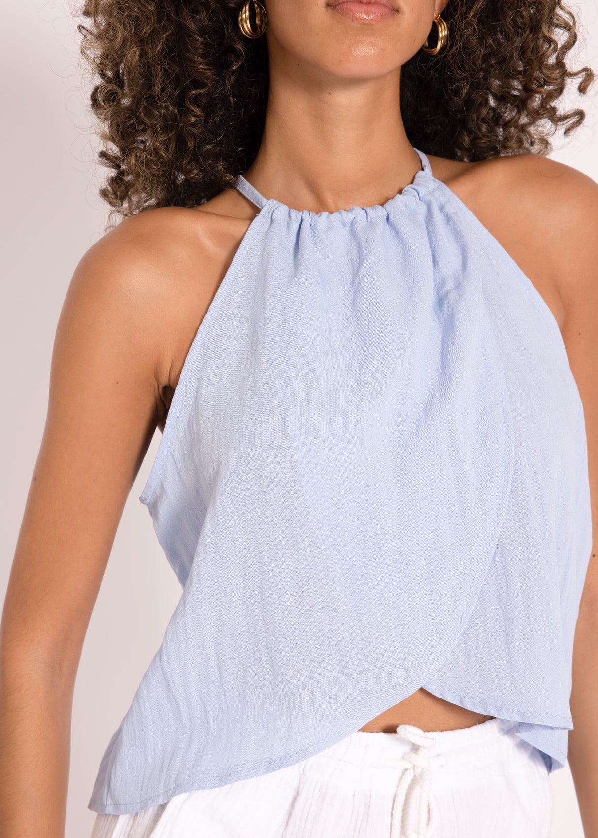 Shimmering, off-the-shoulder viscose top, light blue