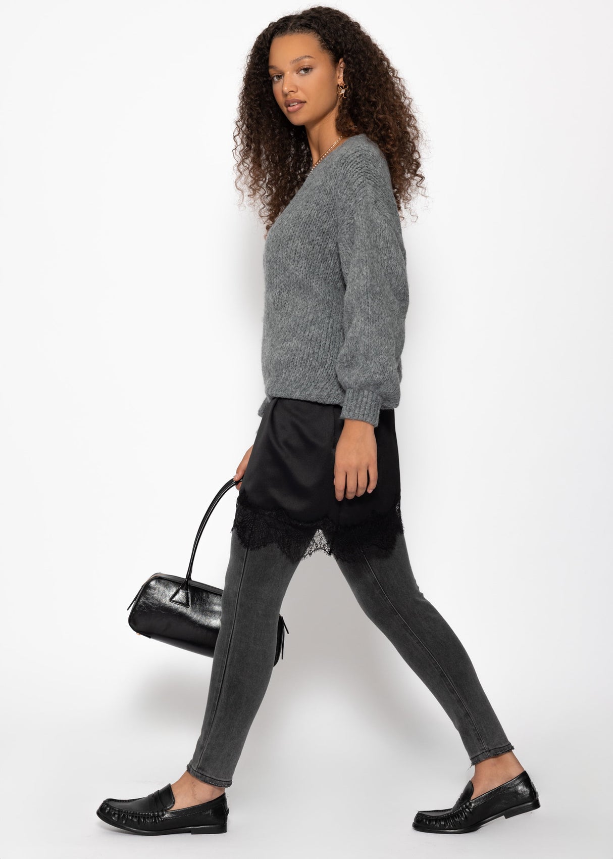 Asymmetrical blouse skirt with lace hem - black