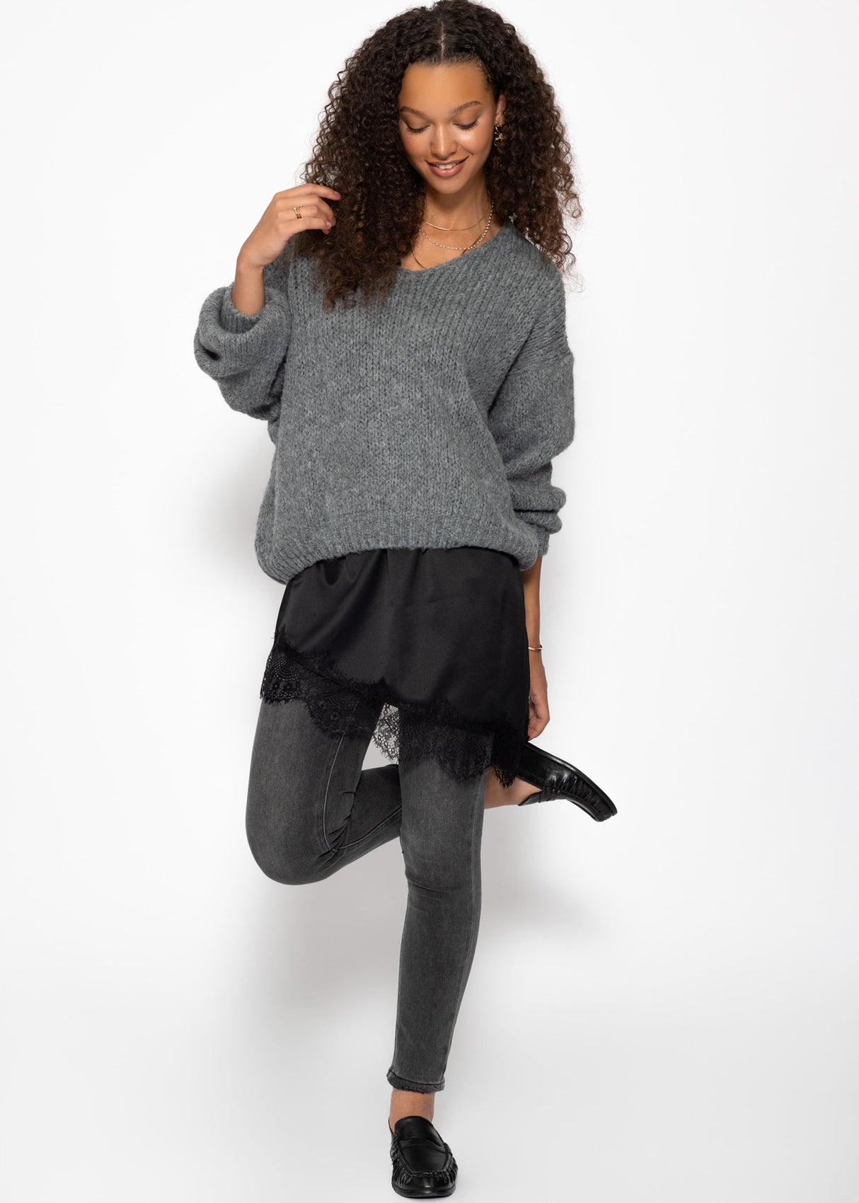 Asymmetrical blouse skirt with lace hem - black