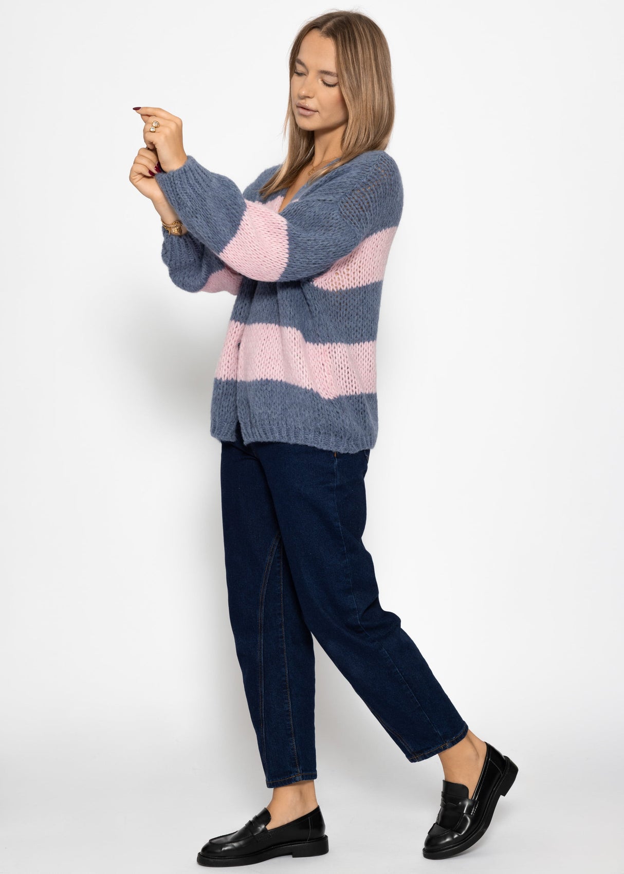 Gestreifter oversize Cardigan - blau-rosa