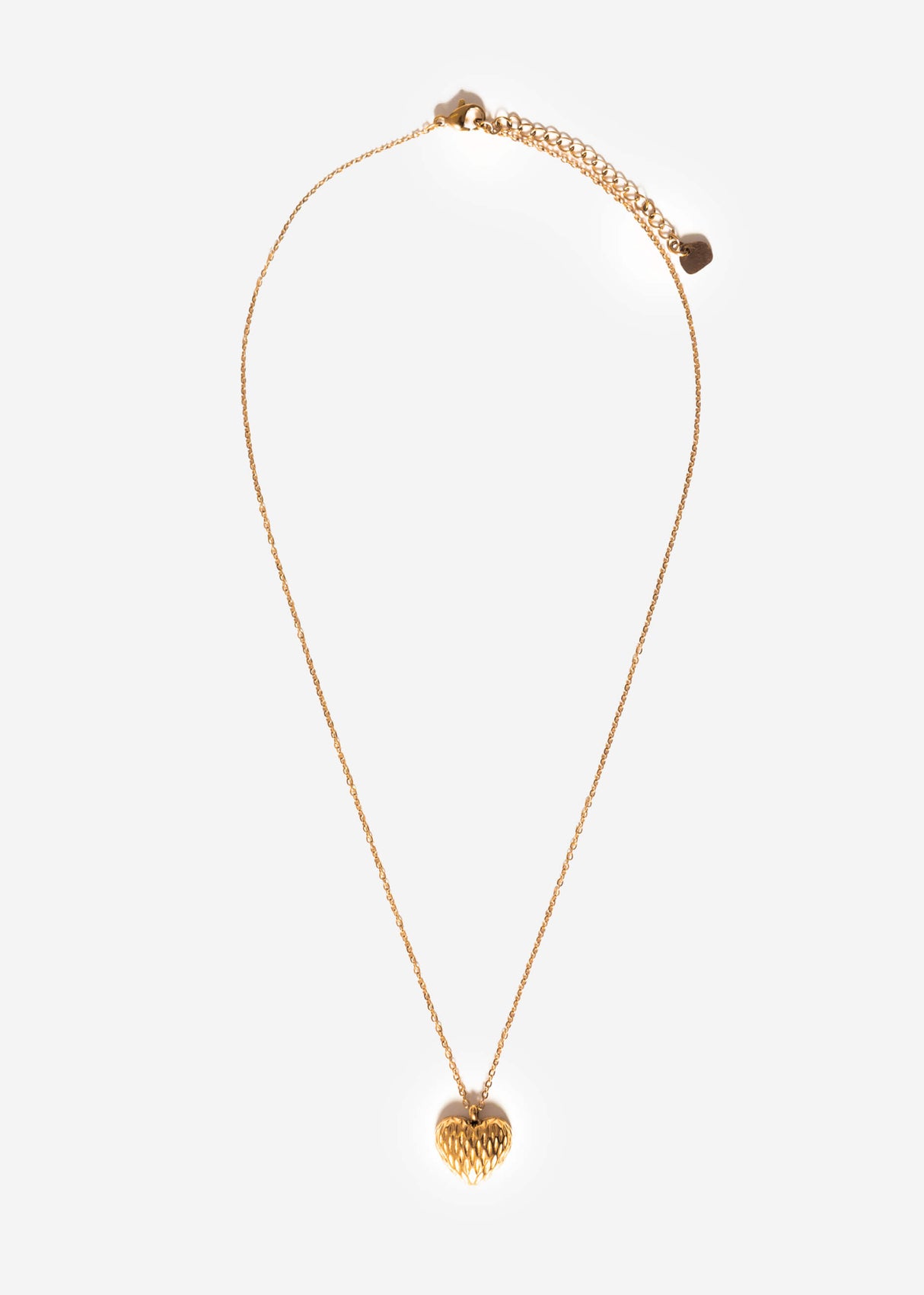 Halskette mit gehämmertem Herz - gold