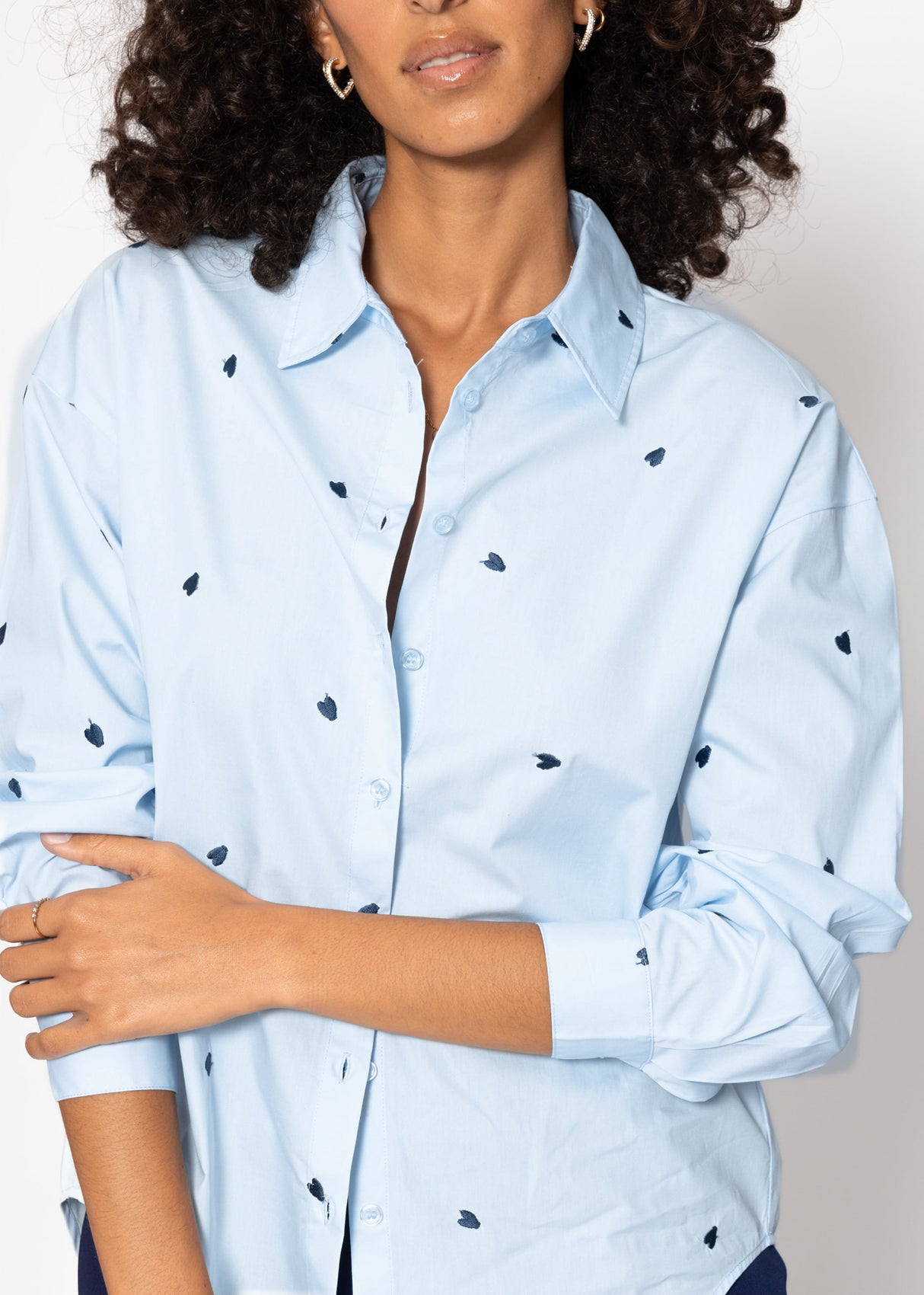 Shirt blouse with blue heart embroidery - light blue