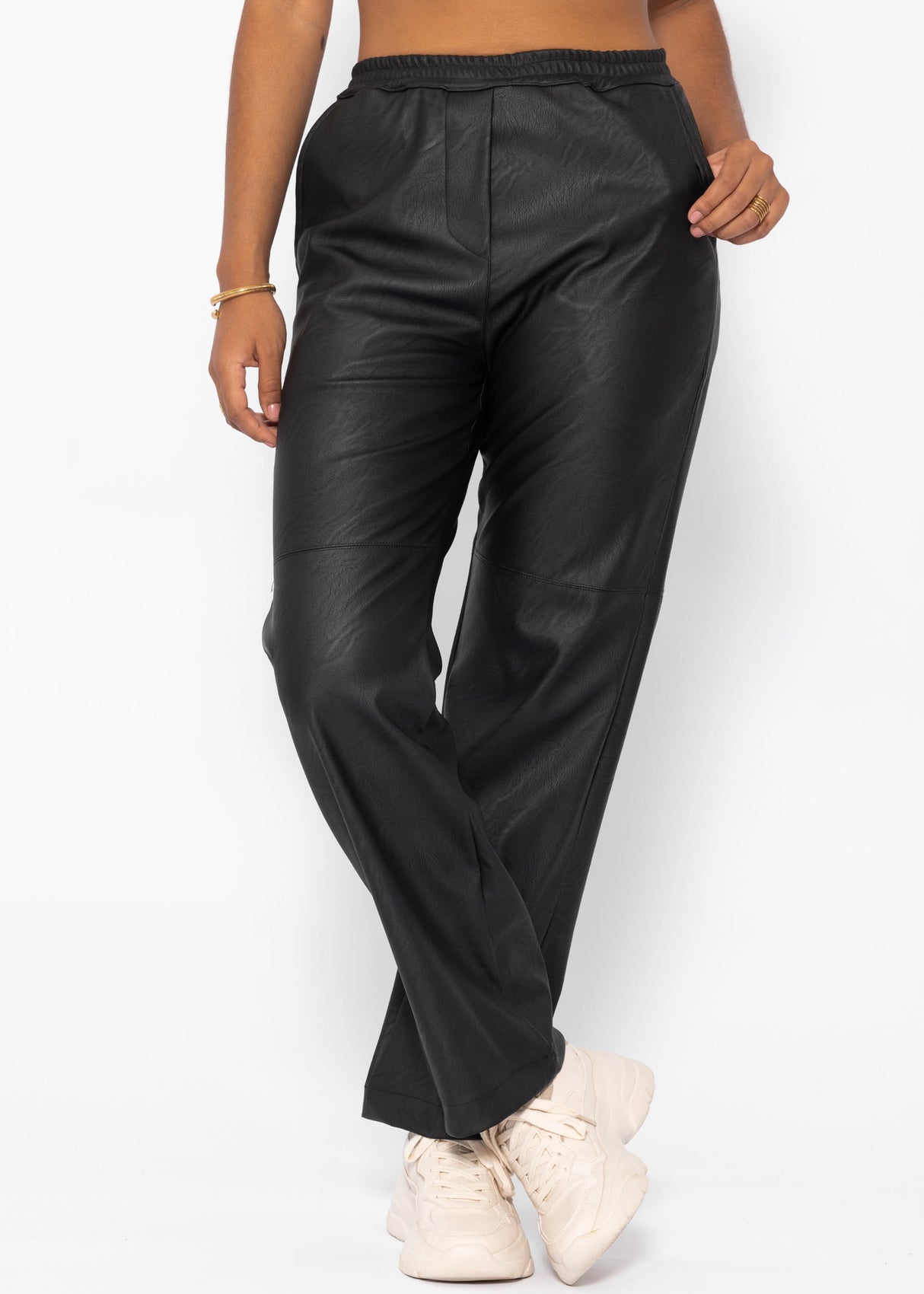 Faux leather pants - black