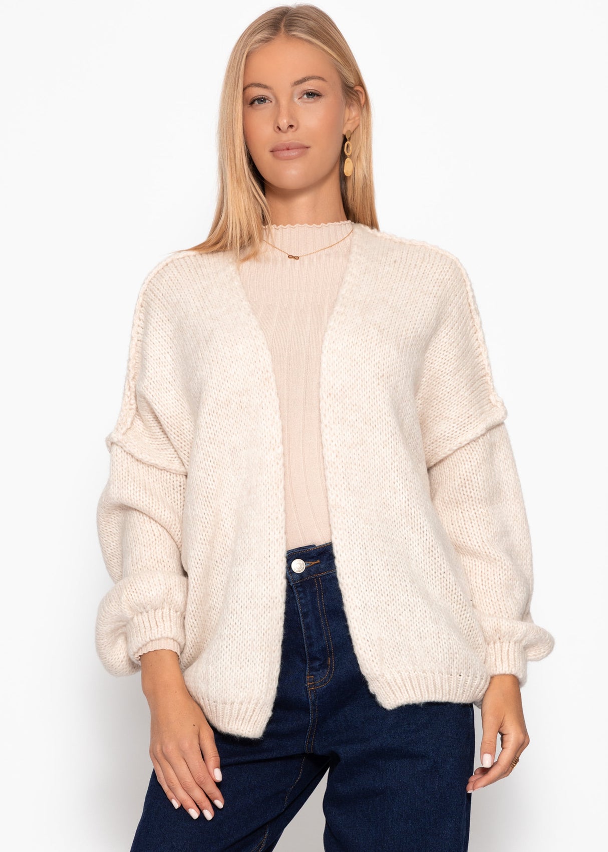 Lässiger Cardigan mit Außennähten - beige