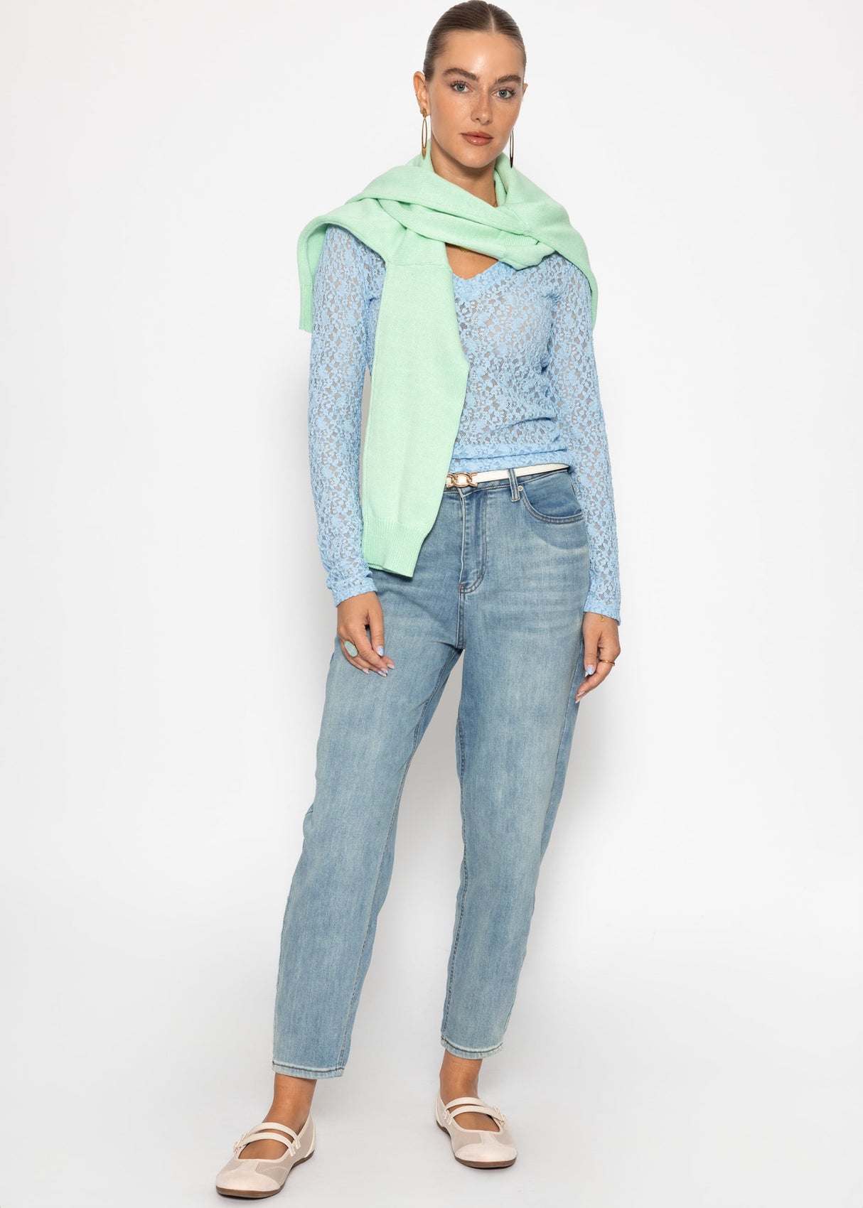 Langarm Spitzenshirt mit V-Ausschnitt - hellblau