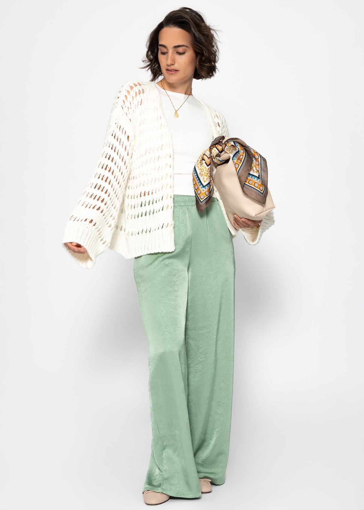 Casual cardigan with perforated knitted pattern - off-white