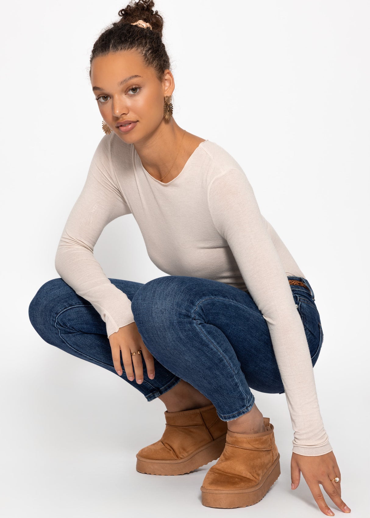 Lightweight, slightly transparent long-sleeved shirt with cashmere blend – beige