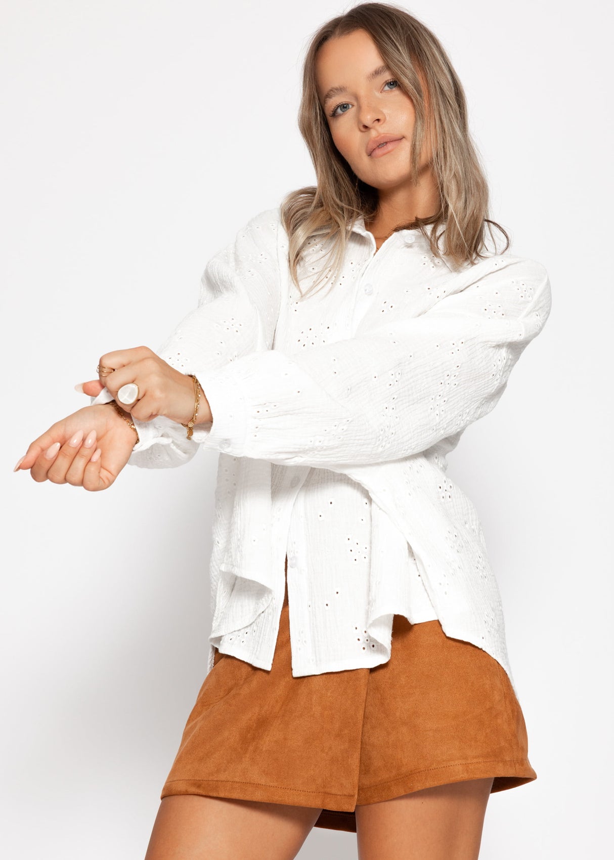 Musselin Bluse mit Lochstickerei - offwhite