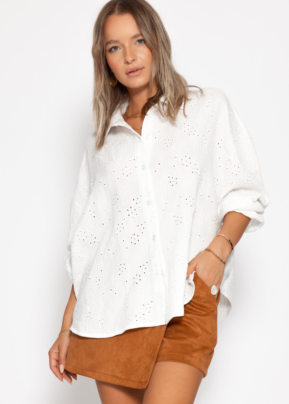 Musselin Bluse mit Lochstickerei - offwhite