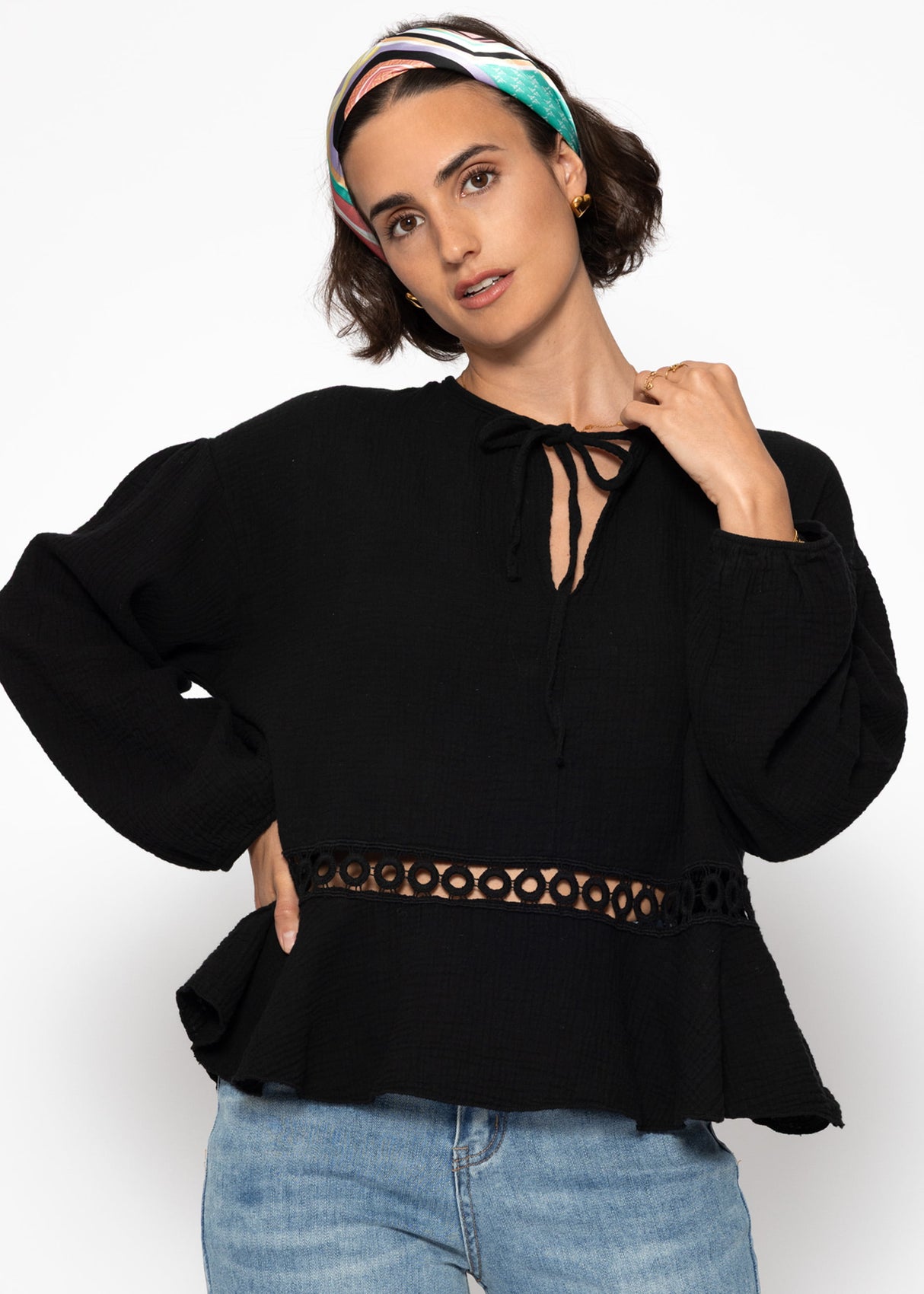 Musselin Bluse mit Schößchen - schwarz