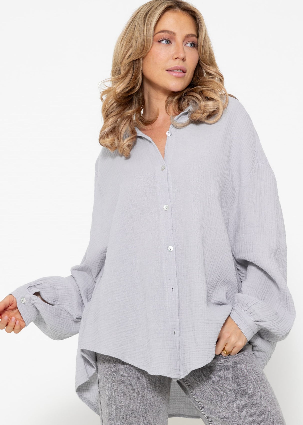 Musselin Bluse oversize, kurz, grau