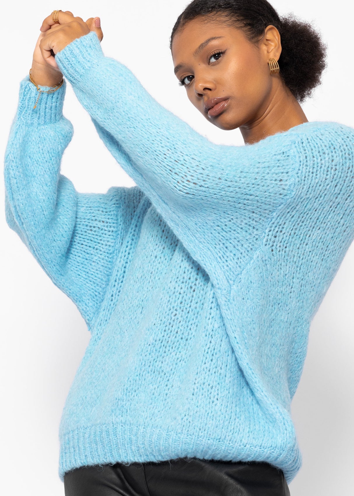 Oversized V-neck sweater - ice blue
