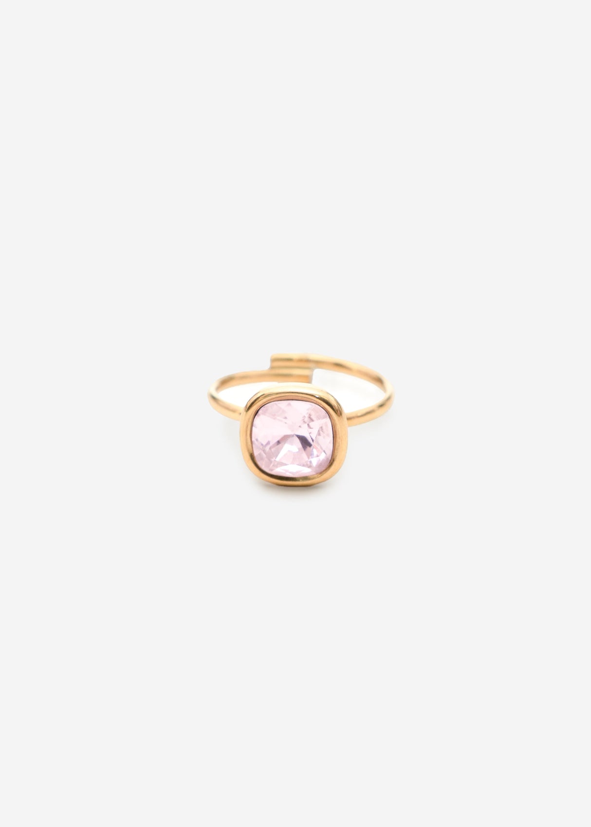 Ring with rosa gemstone - gold
