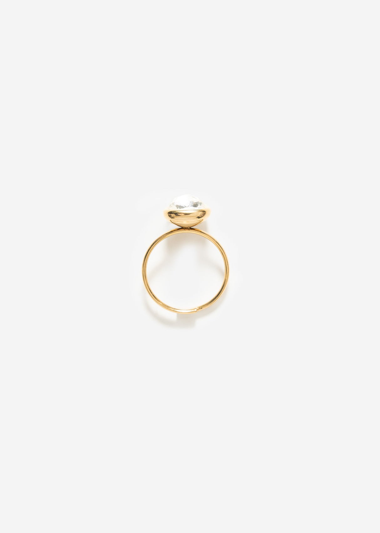Ring with transparent gemstone - gold