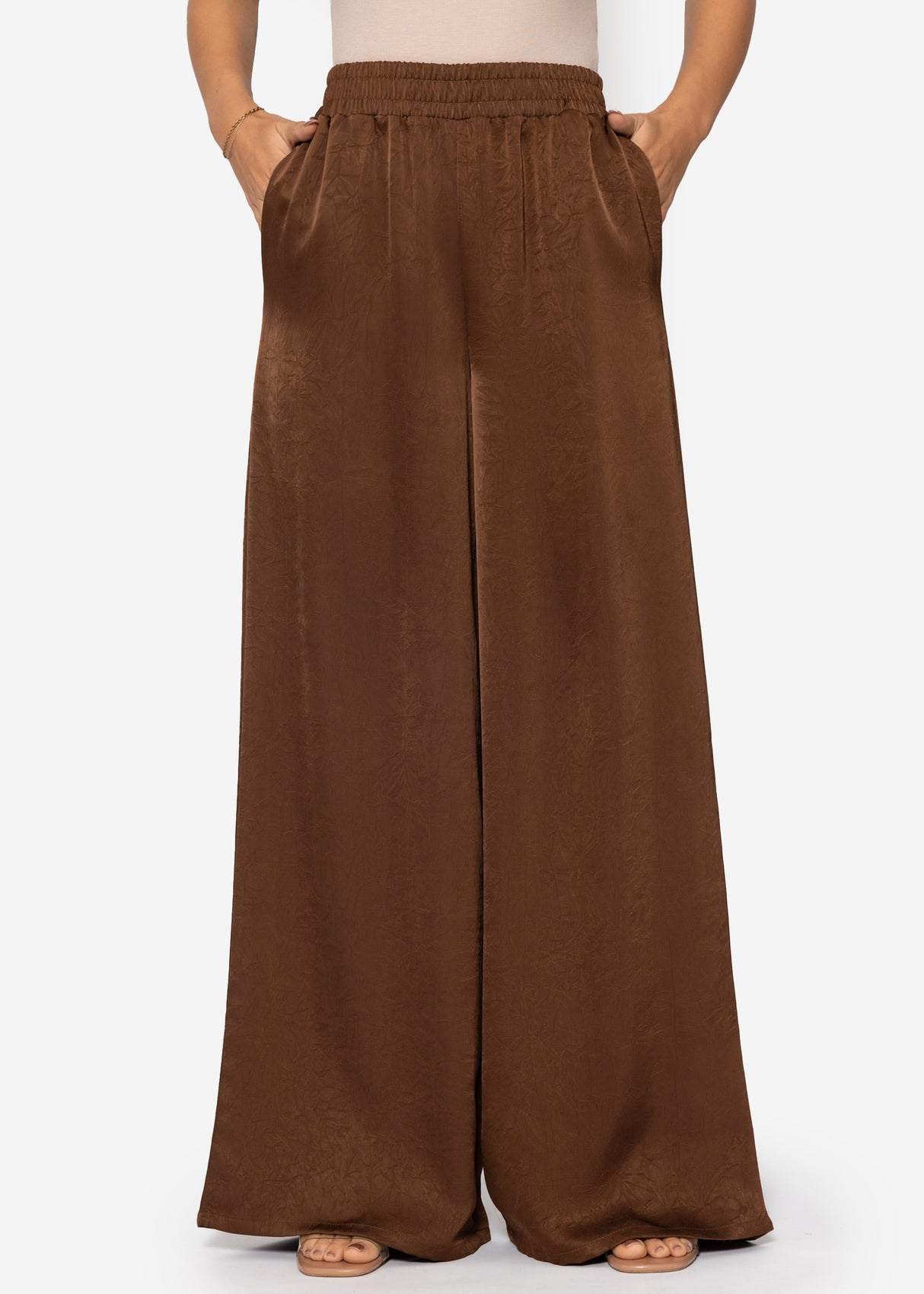 Satin Hose mit weitem Bein - braun