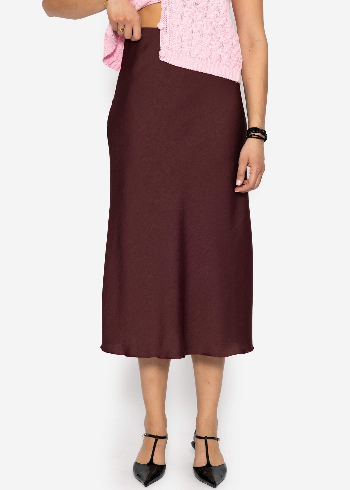 Satin skirt in crash look - burgundy