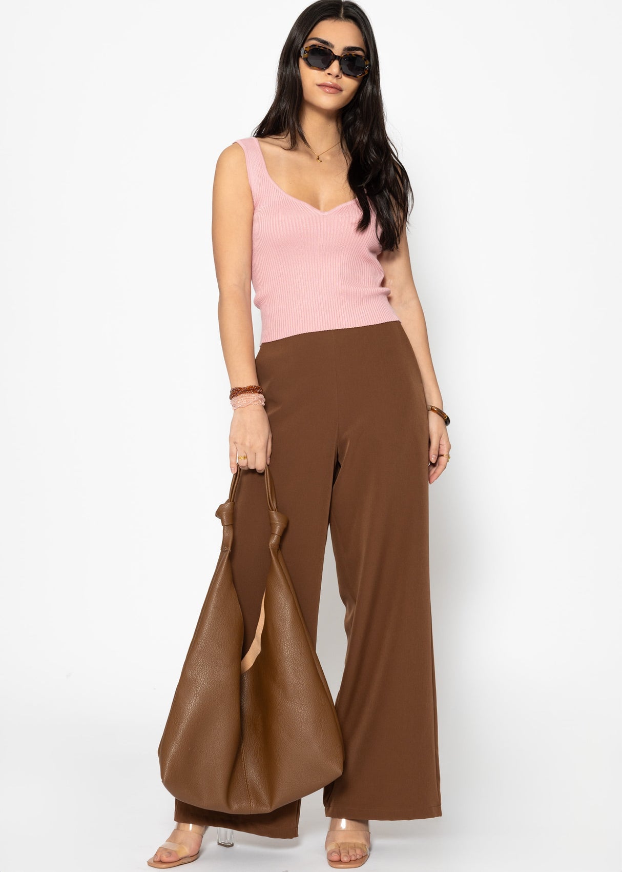 Knit top with heart-shaped neckline - pink