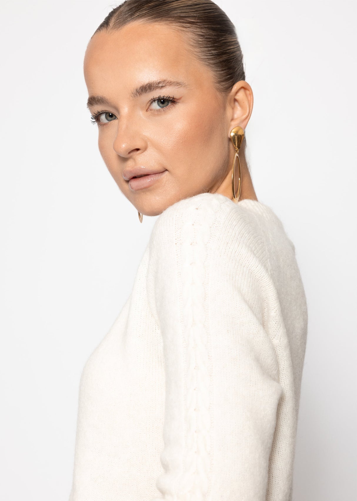 Strickpullover mit Zopfmuster-Detail - offwhite