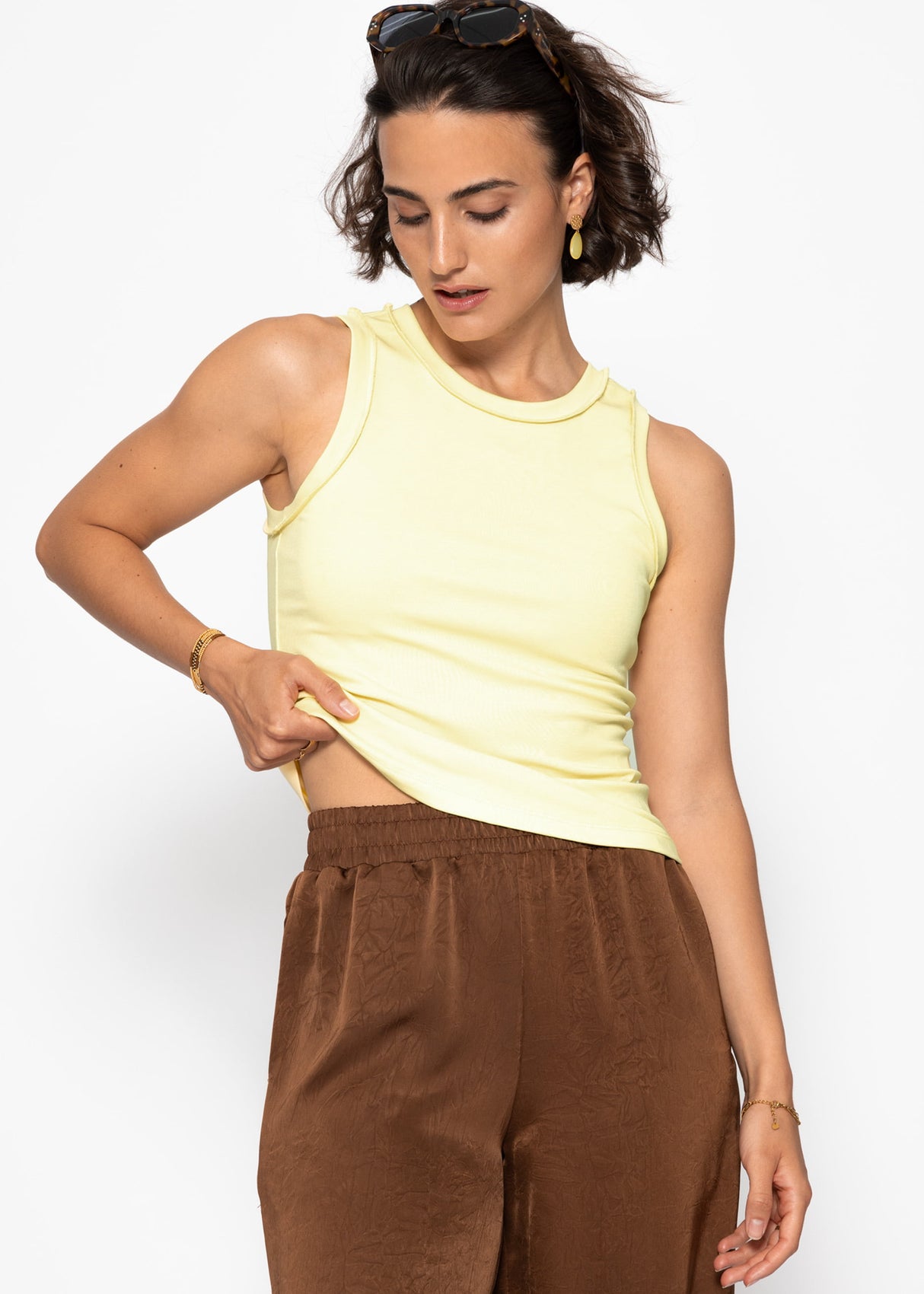 Tank top with outer seams - yellow