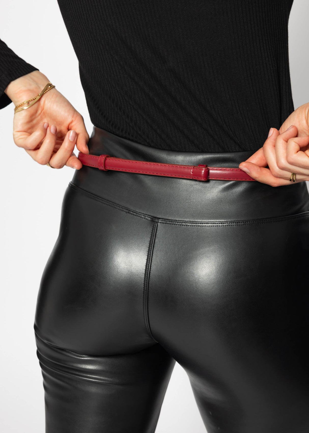 Adjustable belt - burgundy