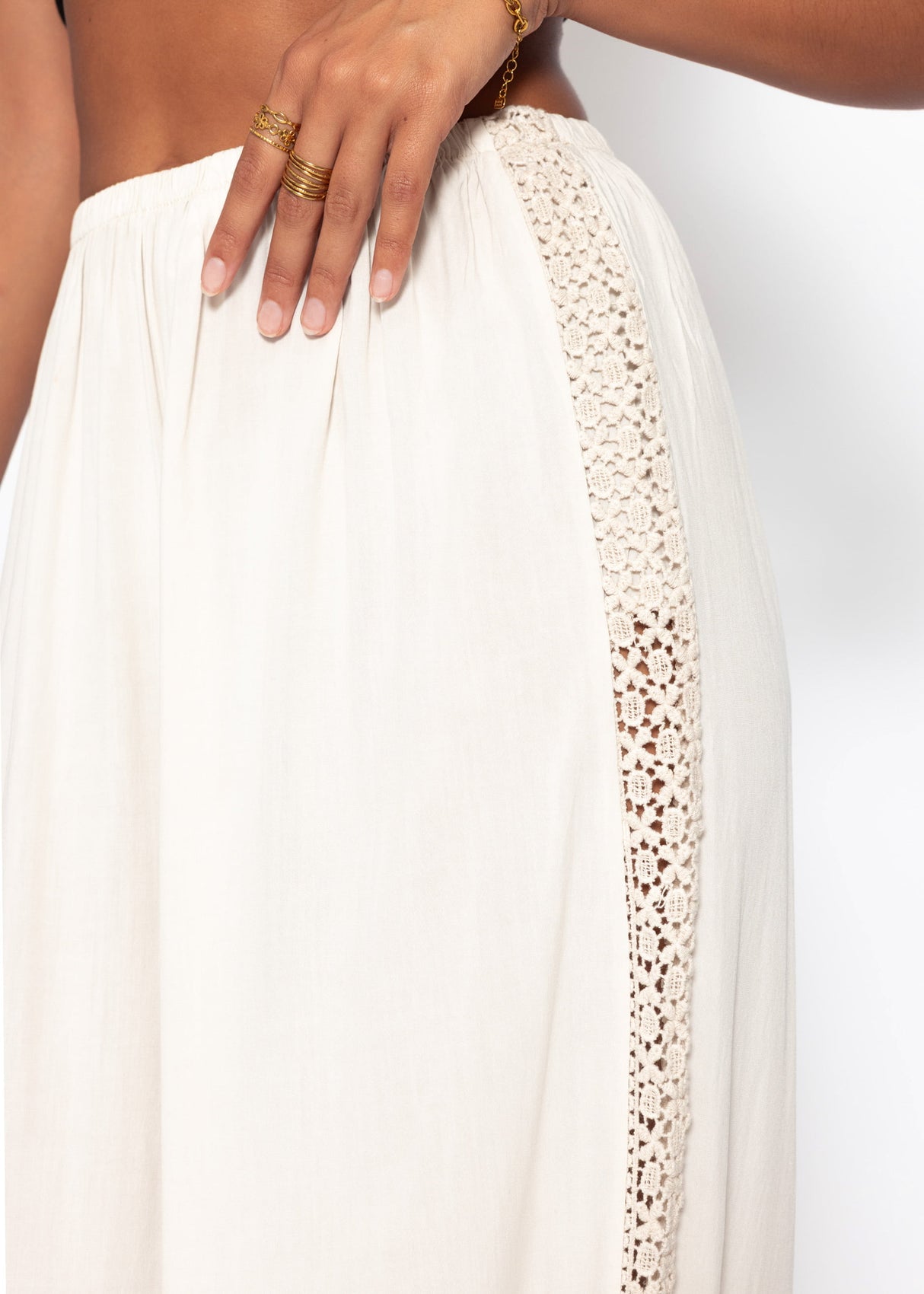 Ballonhose mit Spitzeneinsätzen - beige