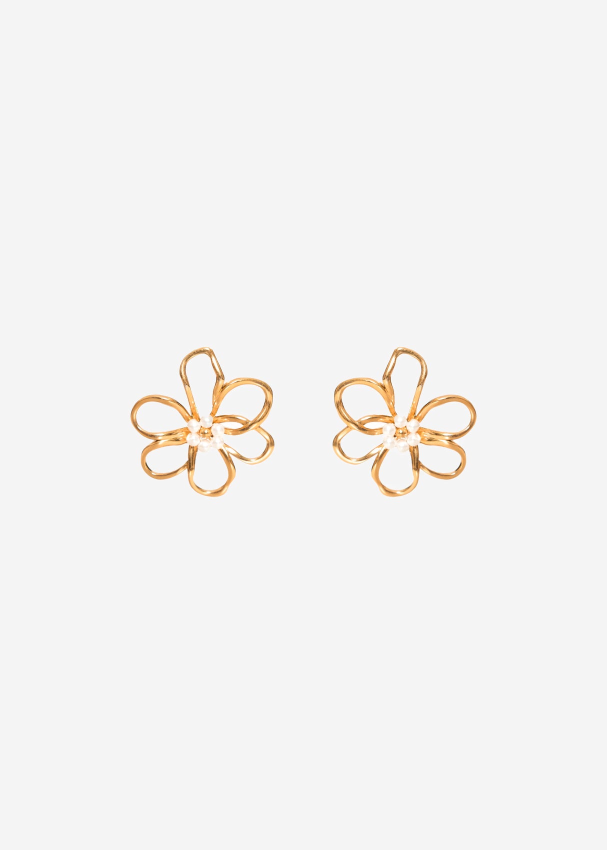 Flowers earrings with pearls - gold