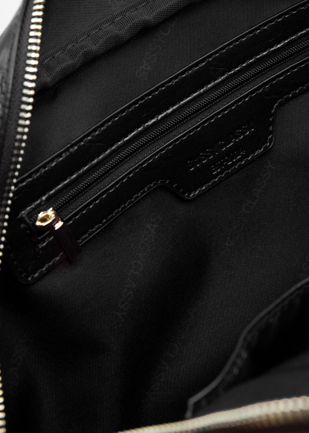 Bowling bag made of synthetic leather - black