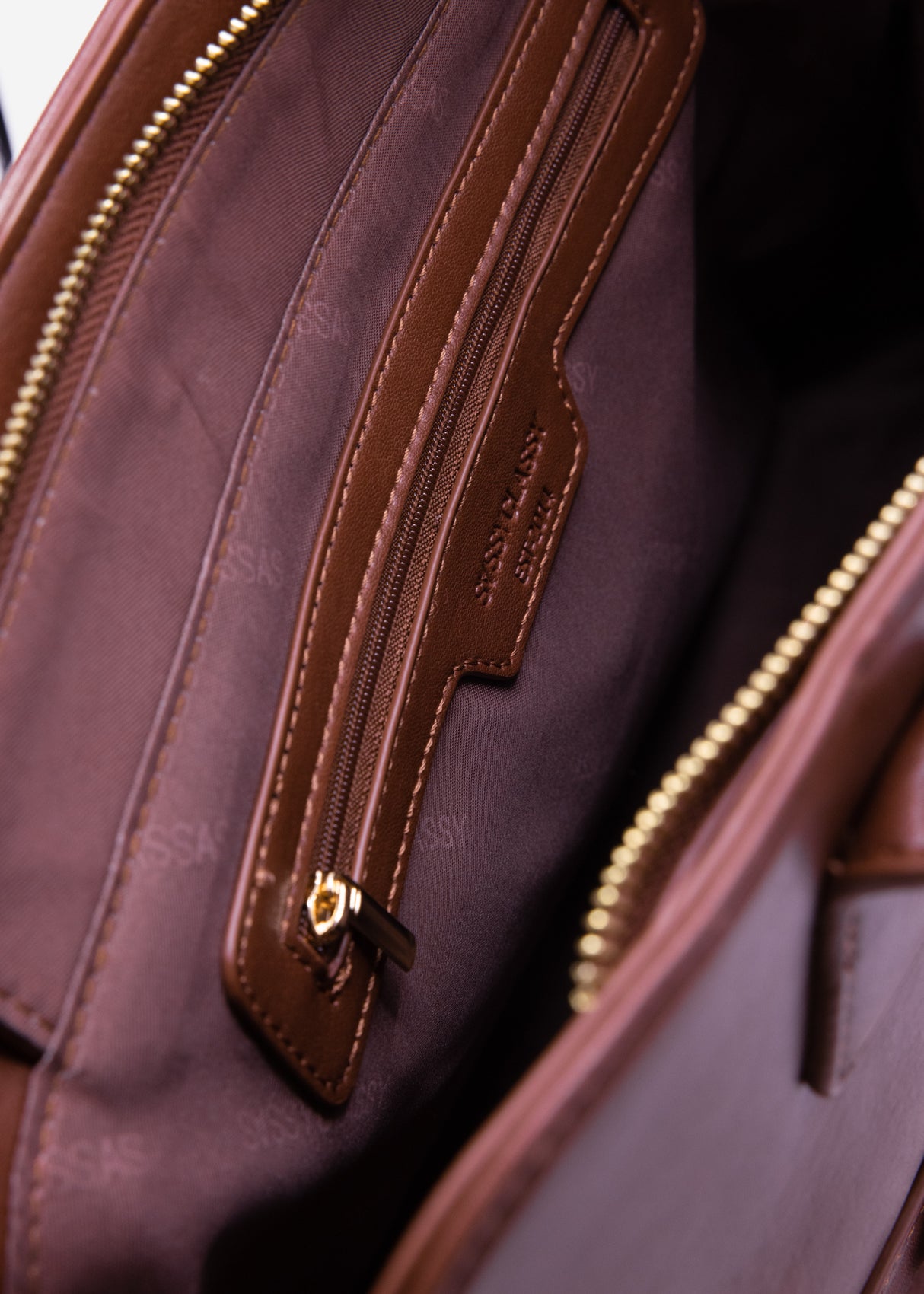 Business Handtasche mit Zierschnalle - dunkelbraun