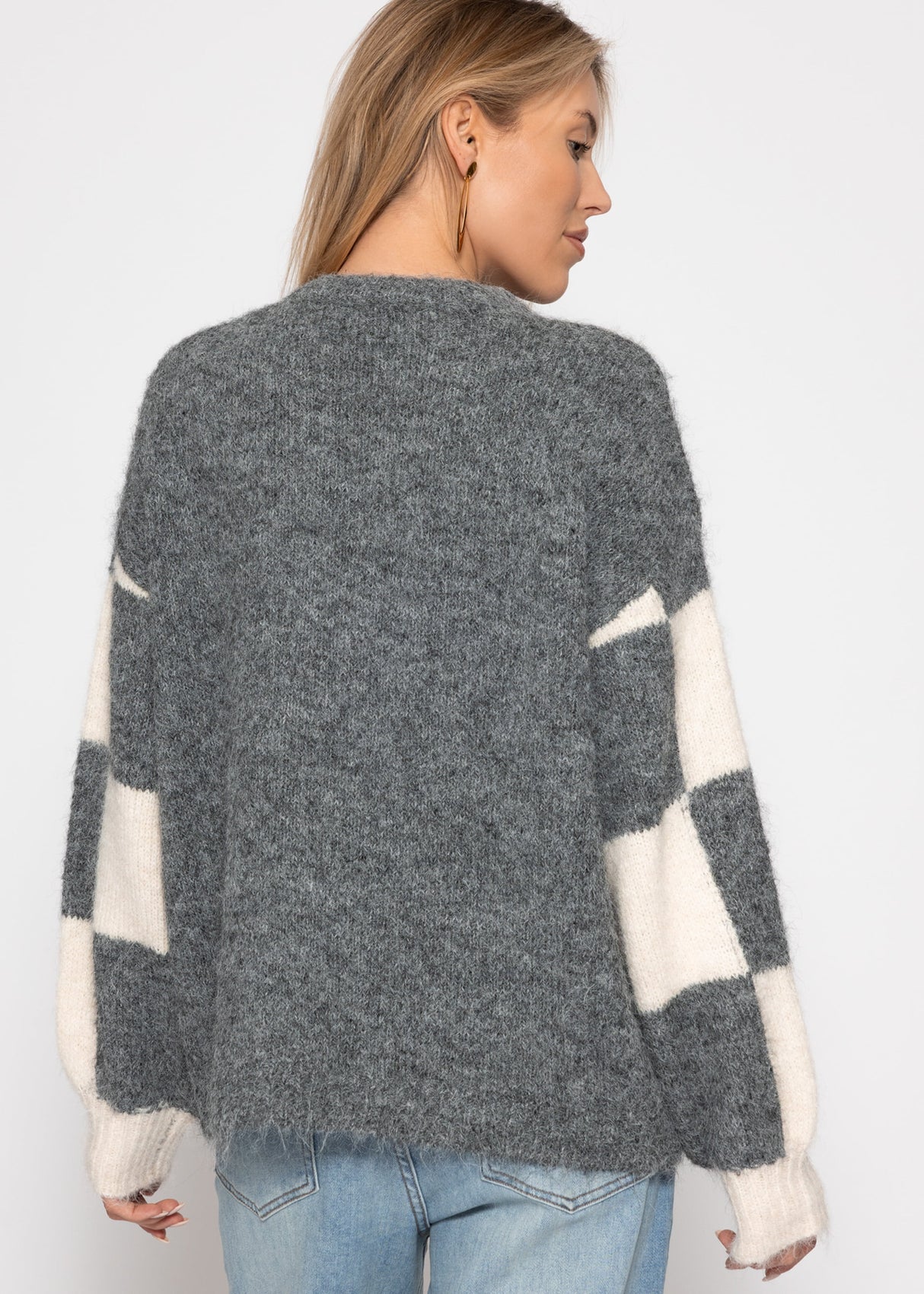 Cardigan in check pattern - gray