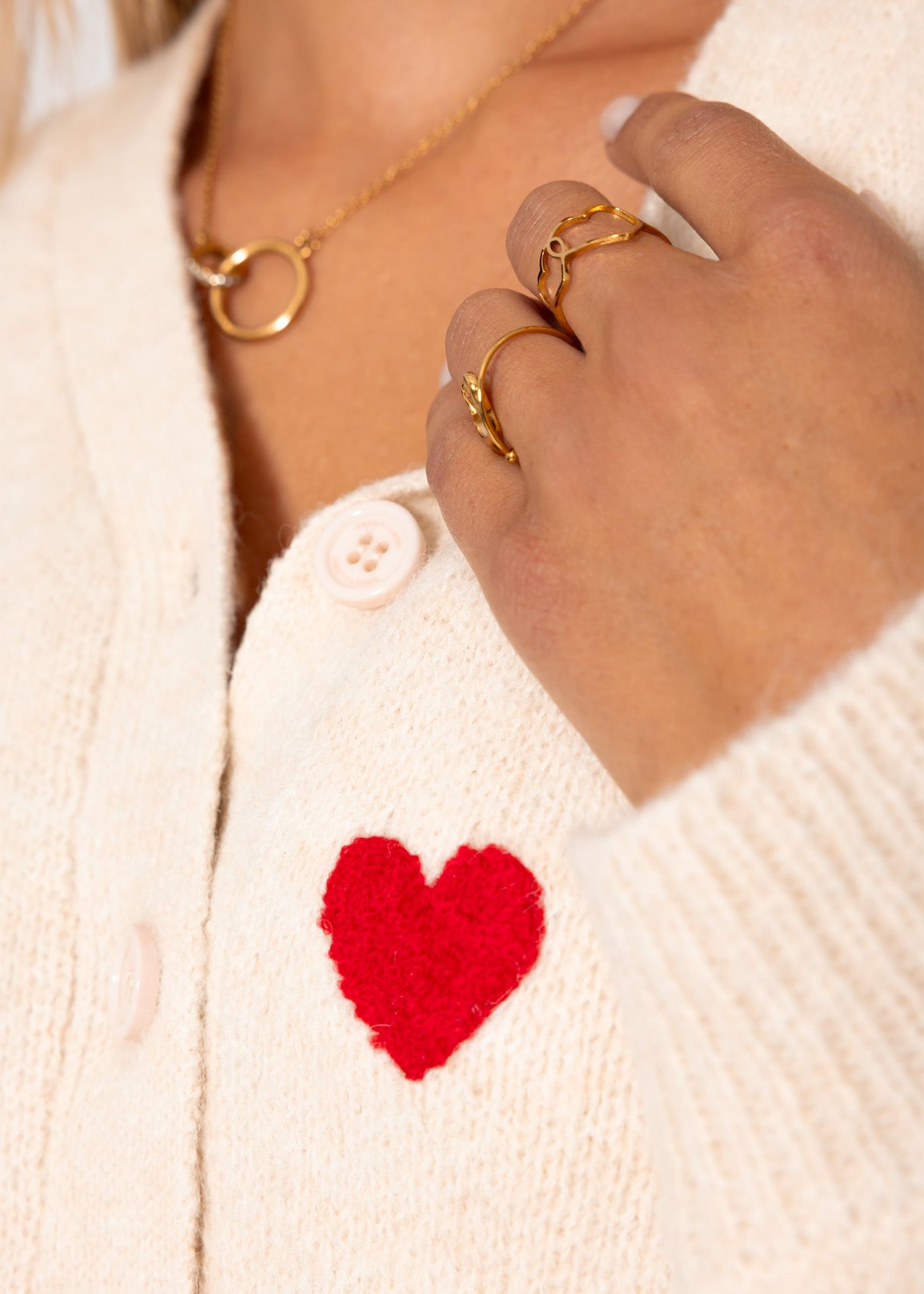 Cardigan with red heart - off-white
