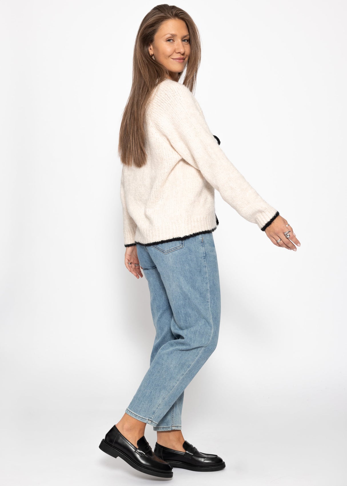 Cardigan with bow closure - beige