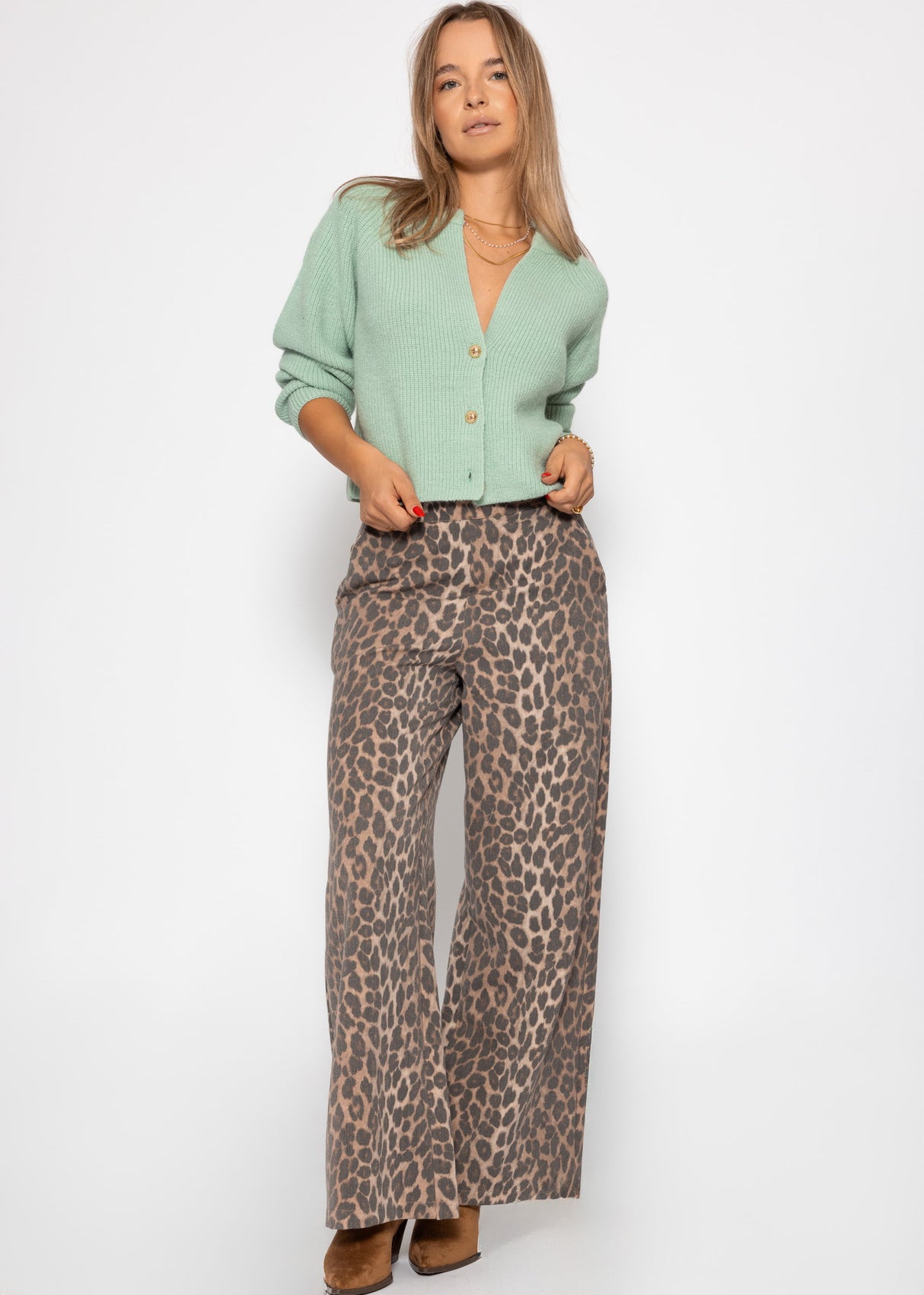 Cardigan mit V-Ausschnitt - salbeigrün