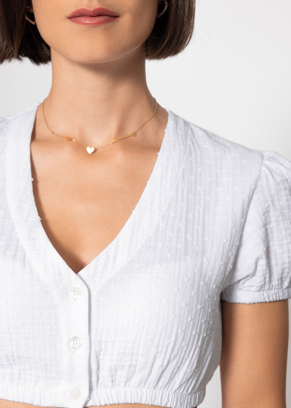 Dirndlbluse aus Musselin mit Tupfen - weiß
