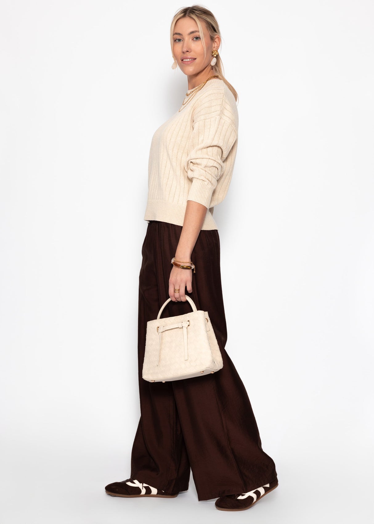 Feinstrickpullover mit strukturierten Streifen - beige