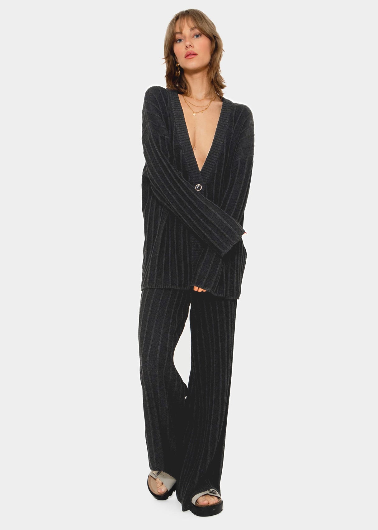 Flowing knitted trousers with ribbed structure - dark grey