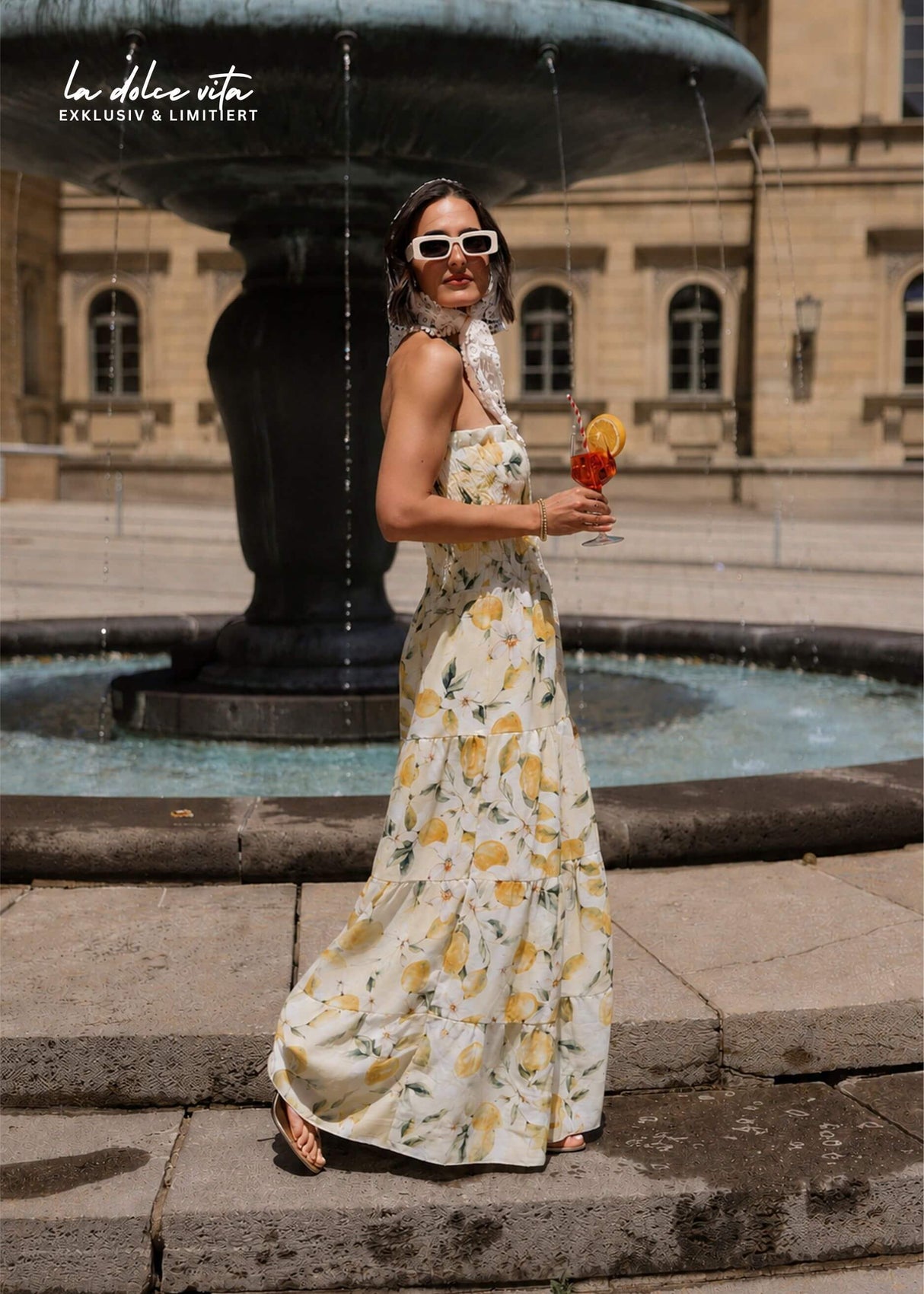 Gesmoktes Musselin Bandeau Kleid mit Lemon-Print - gelb