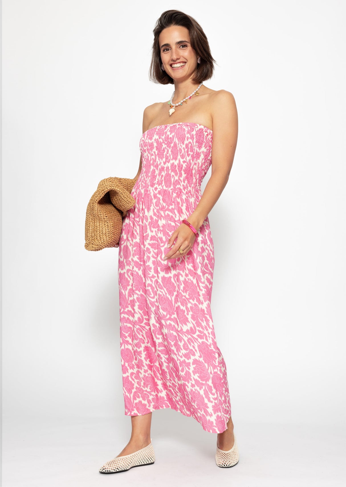 Gesmoktes Bandeau-Kleid mit Print - pink