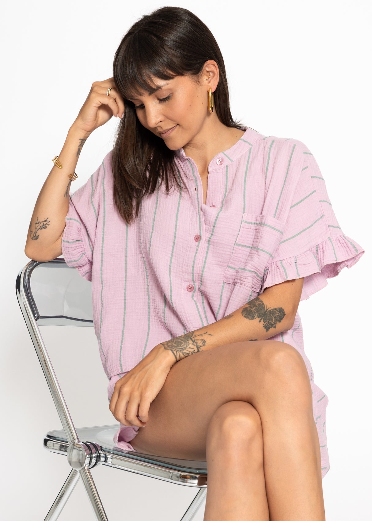 Gestreifte Musselin Bluse mit Volants - rosa