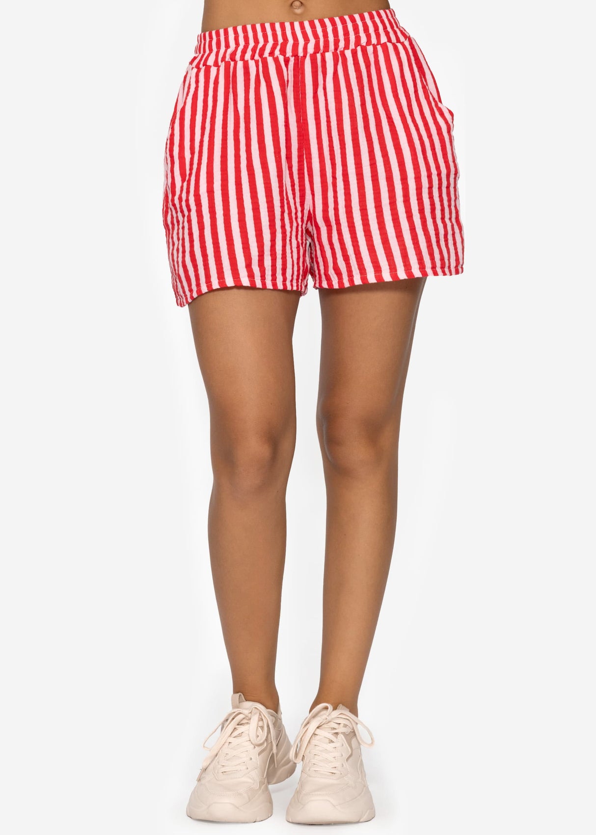 Gestreifte Musselin Shorts - rot-pink