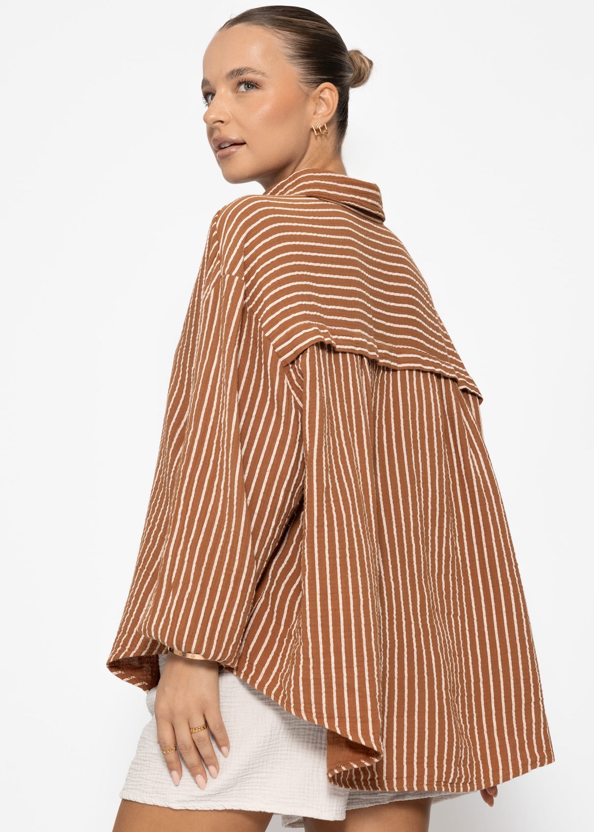Striped oversize muslin blouse - cognac