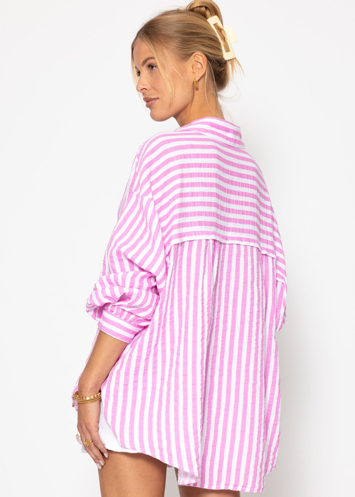 Gestreifte Oversize Musselin Bluse - rosa